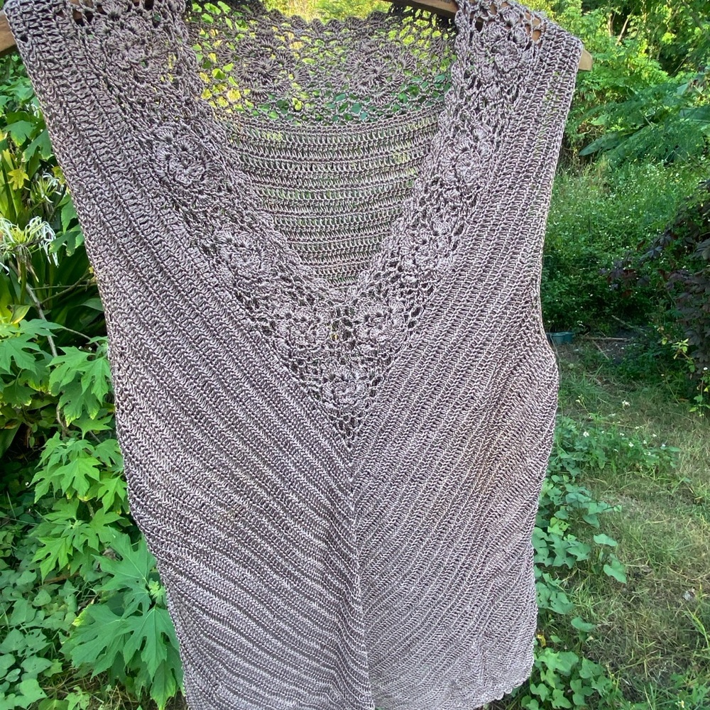 Crochet Knit Sleeveless Top